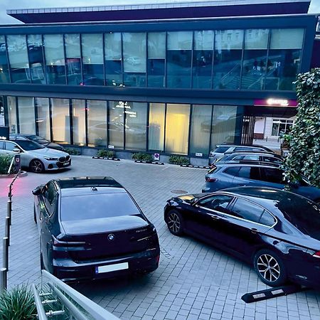 Q18 Aparthotel Bydgoszcz Exterior photo