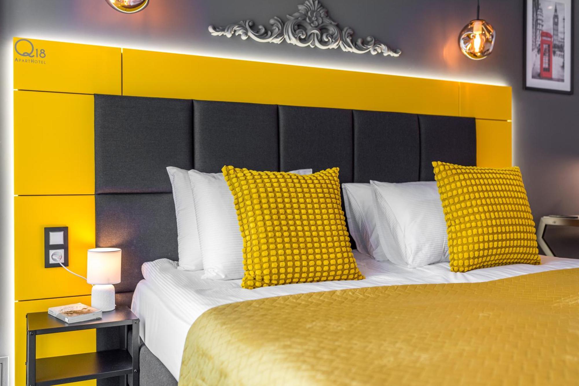Q18 Aparthotel Bydgoszcz Exterior photo